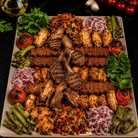 DöLaPi Chef's Platter (2 Persons)