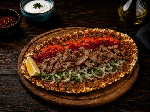 Lahmacun Döner Wrap