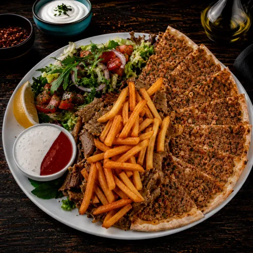 Lahmacun Plate