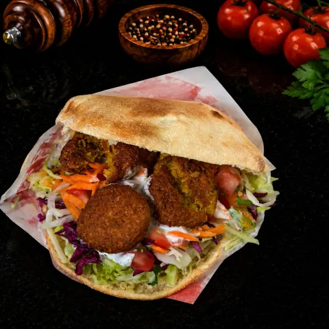 Falafel Döner Kebab
